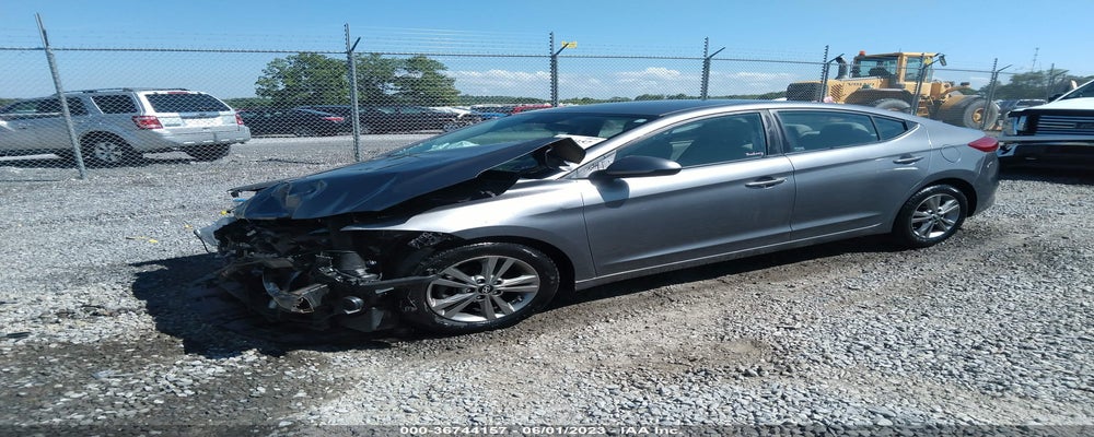 5NPD84LF1JH364577 2018 HYUNDAI ELANTRA photo no. 2