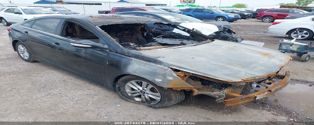 5NPEB4AC8EH897529 2014 HYUNDAI SONATA photo no. 4