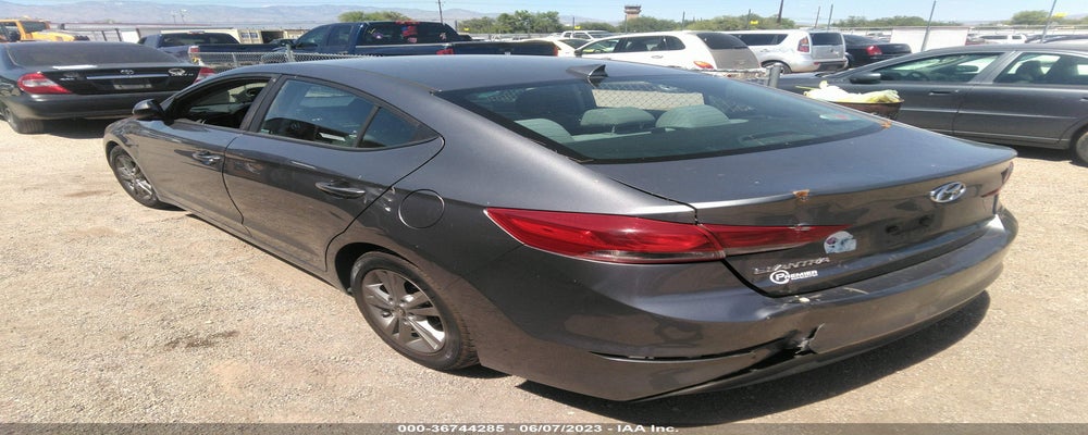 5NPD84LF6JH266466 2018 HYUNDAI ELANTRA photo no. 3