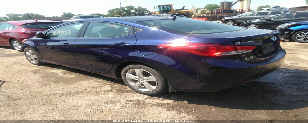 5NPDH4AE7DH413358 2013 HYUNDAI ELANTRA photo no. 3