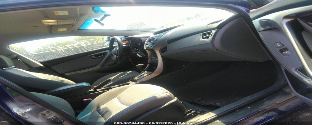 5NPDH4AE7DH413358 2013 HYUNDAI ELANTRA photo no. 5