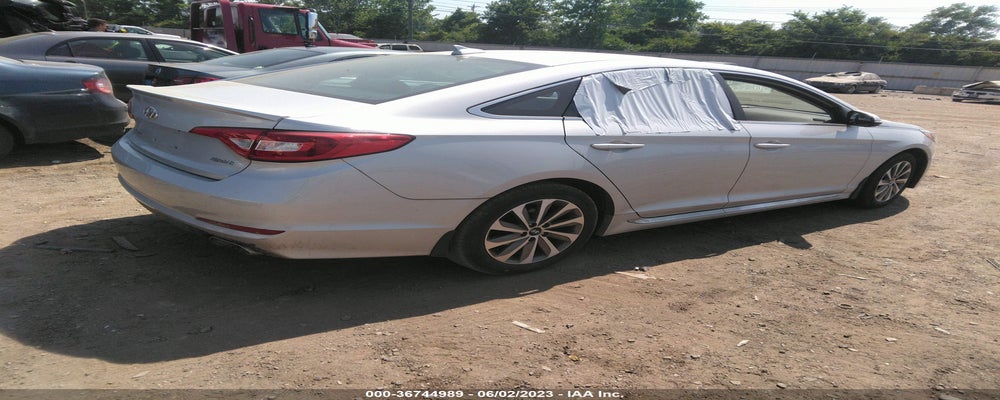 5NPE34AF0FH105365 2015 HYUNDAI SONATA photo no. 4