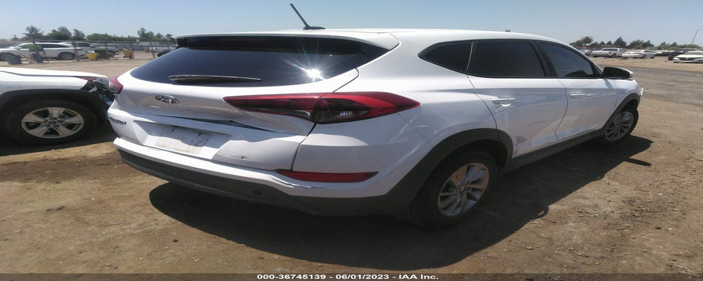 KM8J23A48HU550306 2017 HYUNDAI TUCSON photo no. 4