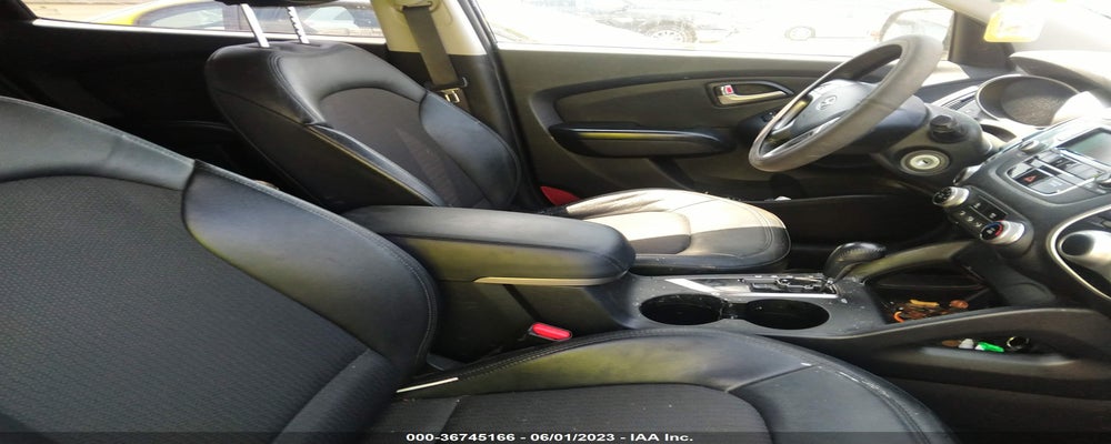 KM8JU3AC4CU497968 2012 HYUNDAI TUCSON photo no. 5