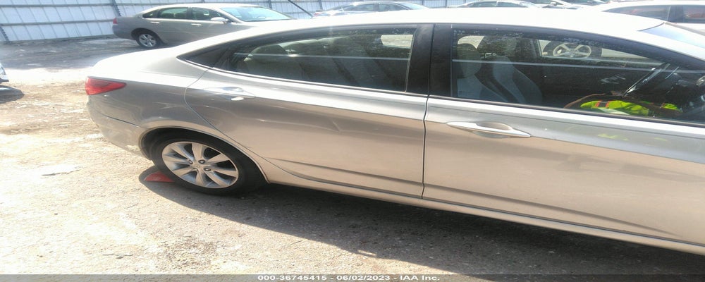 KMHCT4AE2DU311056 2013 HYUNDAI ACCENT photo no. 6