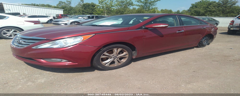 5NPEC4AC6BH219578 2011 HYUNDAI SONATA photo no. 2