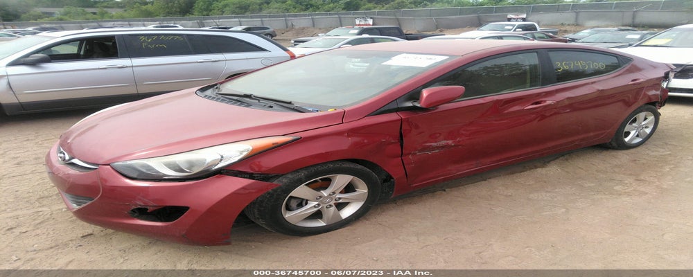 5NPDH4AEXDH437556 2013 HYUNDAI ELANTRA photo no. 2