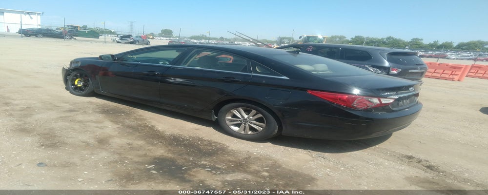 5NPEB4ACXBH044108 2011 HYUNDAI SONATA photo no. 3