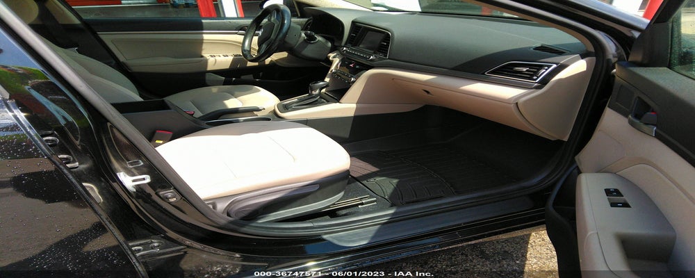 KMHD84LF9HU247017 2017 HYUNDAI ELANTRA photo no. 5