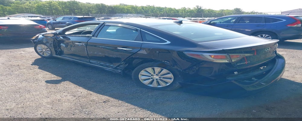KMHE24L37HA067256 2017 HYUNDAI SONATA photo no. 3