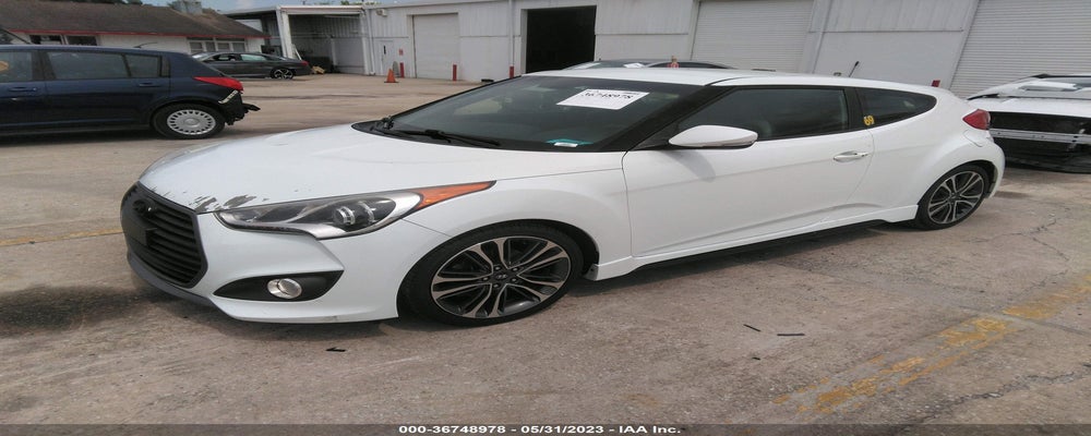 KMHTC6AE1GU285310 2016 HYUNDAI VELOSTER photo no. 2