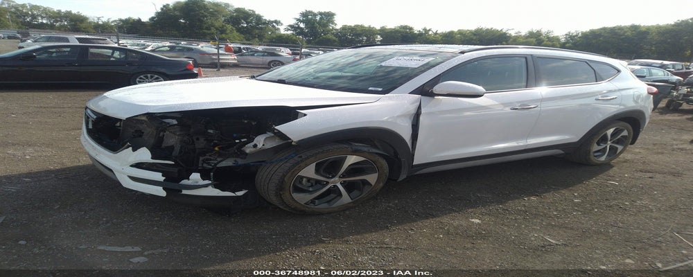 KM8J3CA22JU623185 2018 HYUNDAI TUCSON photo no. 2