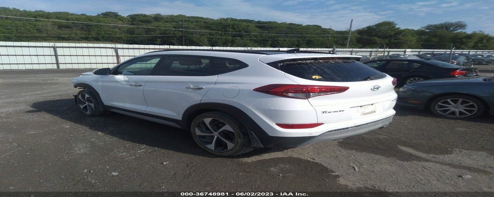KM8J3CA22JU623185 2018 HYUNDAI TUCSON photo no. 3