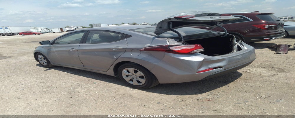 05NPDHAE9GH684829 2016 HYUNDAI ELANTRA SE/ELANTRA LIMITE photo no. 3