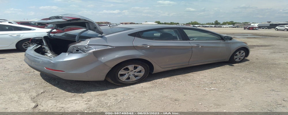 05NPDHAE9GH684829 2016 HYUNDAI ELANTRA SE/ELANTRA LIMITE photo no. 4
