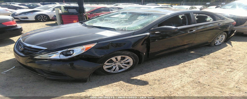 5NPEB4ACXBH107837 2011 HYUNDAI SONATA photo no. 2