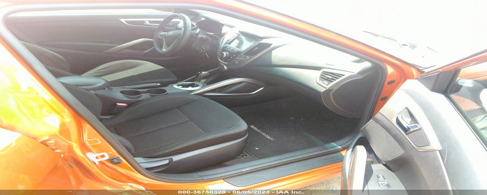 KMHTC6AD9GU295235 2016 HYUNDAI VELOSTER photo no. 5