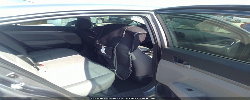 5NPD84LF1JH258596 2018 HYUNDAI ELANTRA photo no. 8