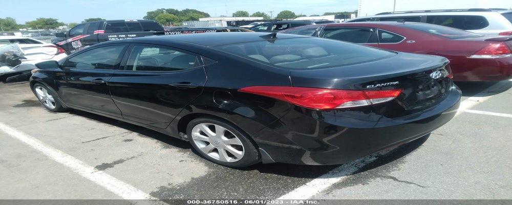 5NPDH4AE3DH277505 2013 HYUNDAI ELANTRA photo no. 3