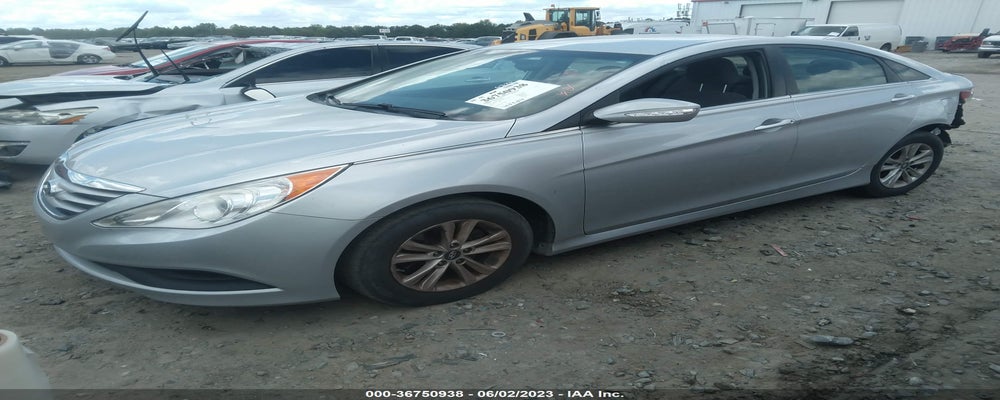 5NPEB4AC2EH876935 2014 HYUNDAI SONATA photo no. 2