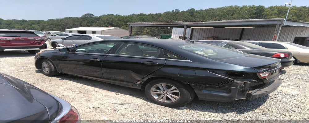 5NPEB4AC8BH193536 2011 HYUNDAI SONATA photo no. 3