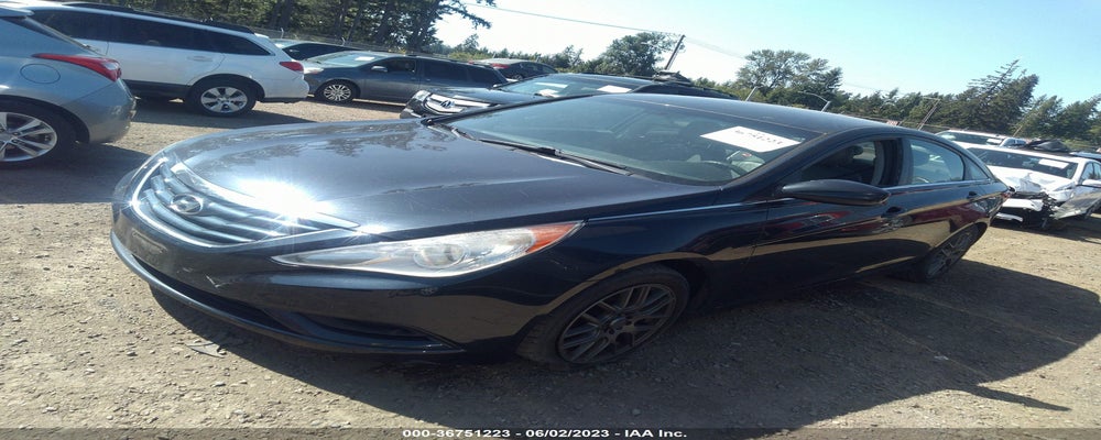 5NPEB4AC0BH052234 2011 HYUNDAI SONATA photo no. 2