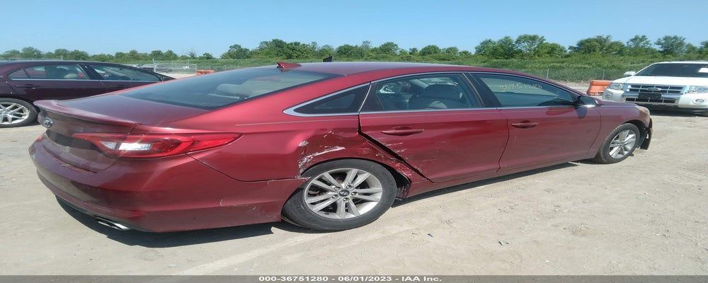 5NPE24AF9FH201093 2015 HYUNDAI SONATA photo no. 4