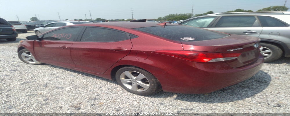 5NPDH4AE8DH323779 2013 HYUNDAI ELANTRA photo no. 3