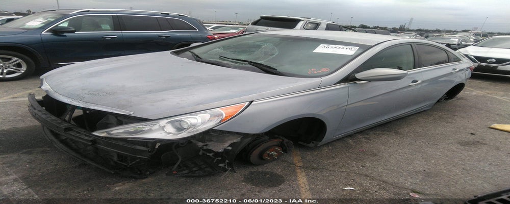 5NPEB4AC1DH746448 2013 HYUNDAI SONATA photo no. 2