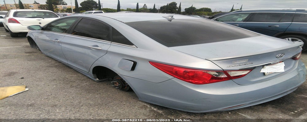 5NPEB4AC1DH746448 2013 HYUNDAI SONATA photo no. 3