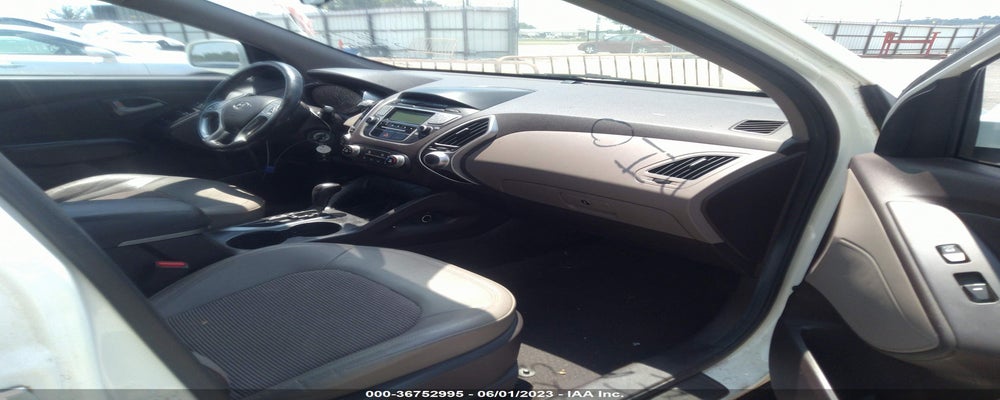 KM8JU3AC5AU095857 2010 HYUNDAI TUCSON photo no. 5