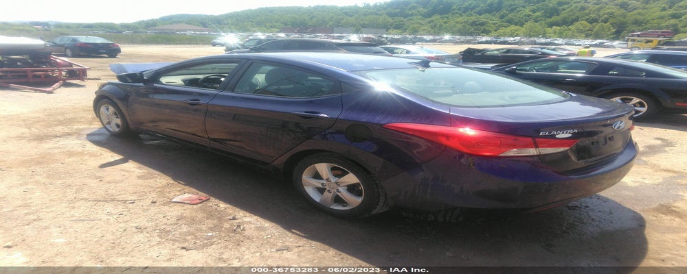 5NPDH4AE6DH444861 2013 HYUNDAI ELANTRA photo no. 3