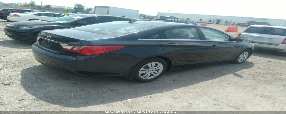 5NPEB4AC2BH169796 2011 HYUNDAI SONATA photo no. 4