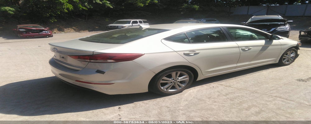 KMHD84LF5HU238458 2017 HYUNDAI ELANTRA photo no. 4
