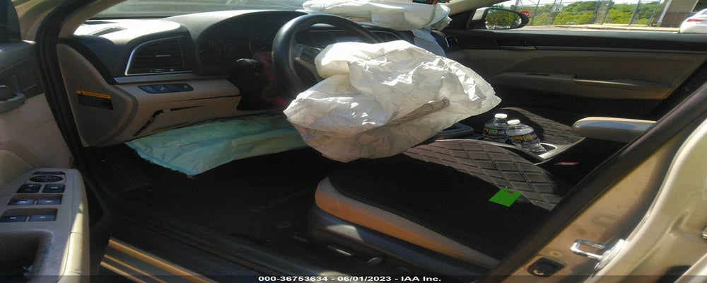 KMHD84LF5HU238458 2017 HYUNDAI ELANTRA photo no. 5