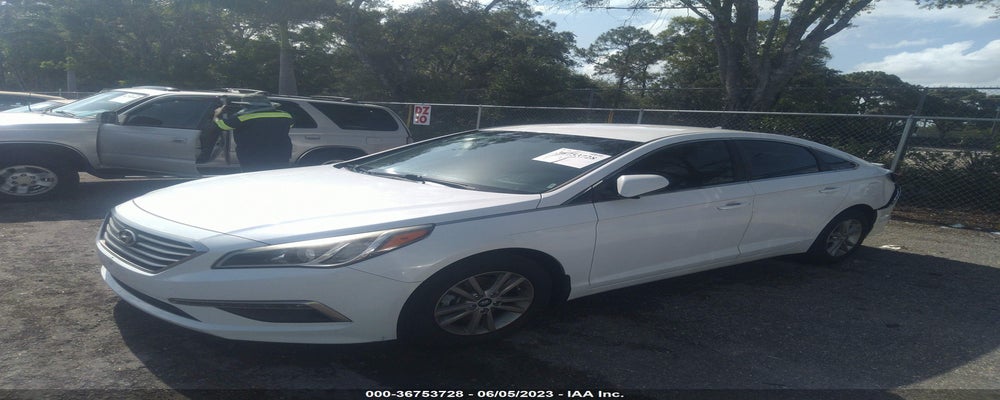 5NPE24AF2FH147782 2015 HYUNDAI SONATA photo no. 2