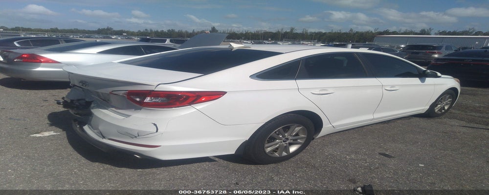 5NPE24AF2FH147782 2015 HYUNDAI SONATA photo no. 4