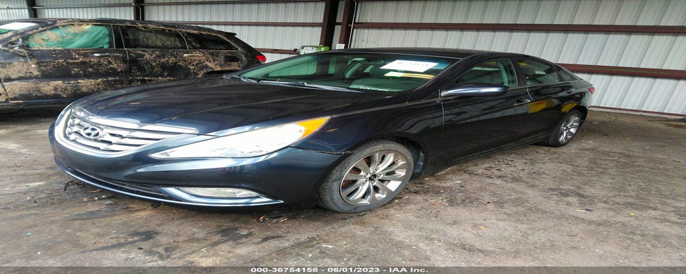 5NPEC4ABXCH481872 2012 HYUNDAI SONATA photo no. 2