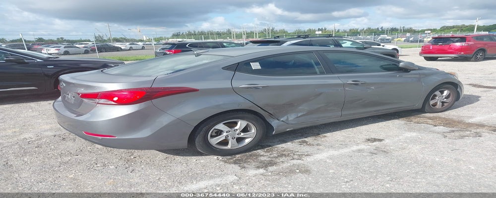 5NPDH4AE2EH523994 2014 HYUNDAI ELANTRA photo no. 4
