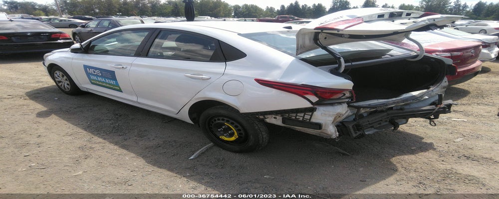 3KPC24A35JE011639 2018 HYUNDAI ACCENT photo no. 3