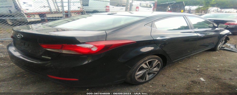KMHDH4AE3FU266251 2015 HYUNDAI ELANTRA photo no. 4