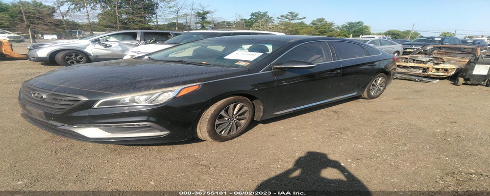 5NPE34AF9FH067750 2015 HYUNDAI SONATA photo no. 2