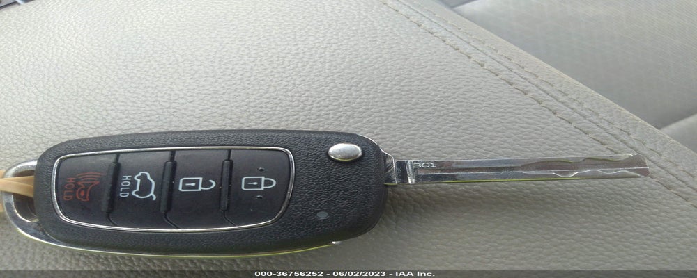 KM8J33A24HU353807 2017 HYUNDAI TUCSON photo no. 11