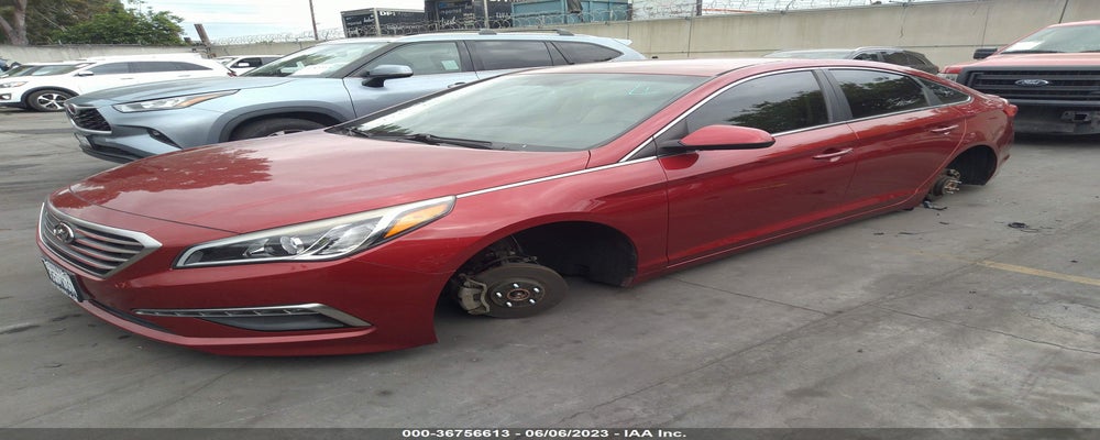 5NPE24AF8FH001161 2015 HYUNDAI SONATA photo no. 2