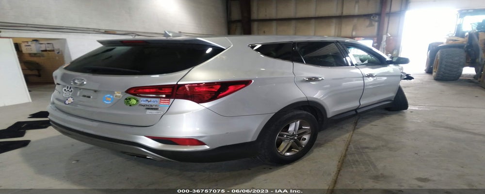 5XYZTDLB7HG443254 2017 HYUNDAI SANTA FE SPORT photo no. 4