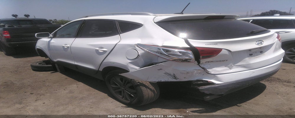 KM8JU3AG4FU013255 2015 HYUNDAI TUCSON photo no. 3