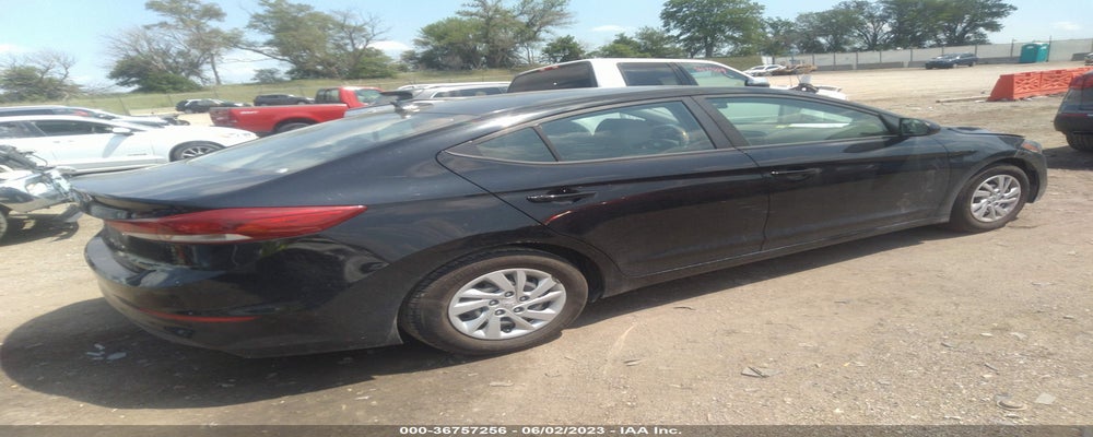 KMHD74LF9HU357911 2017 HYUNDAI ELANTRA photo no. 4