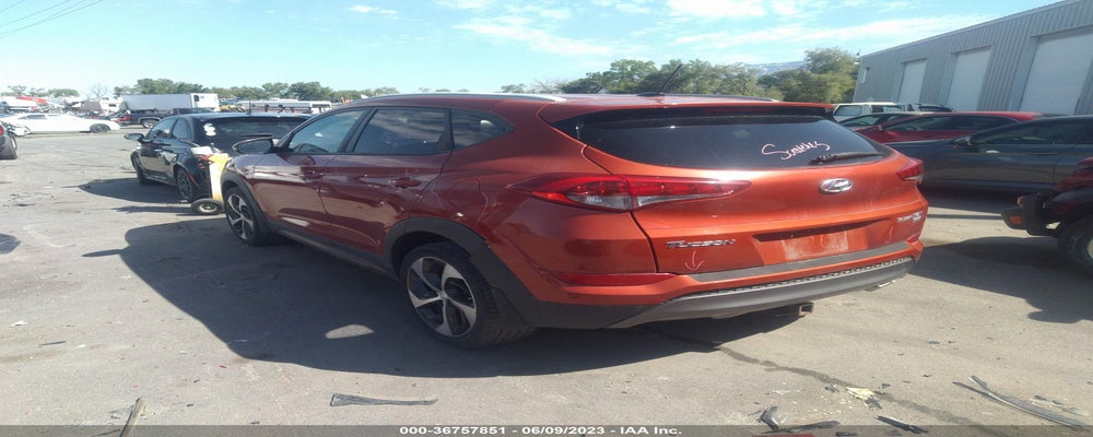 KM8J3CA2XGU200654 2016 HYUNDAI TUCSON photo no. 3