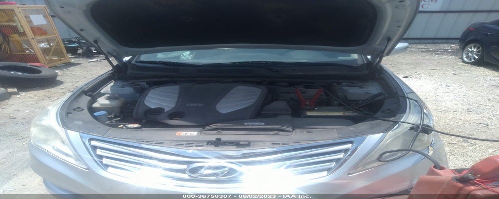KMHFG4JG5CA137647 2012 HYUNDAI AZERA photo no. 10