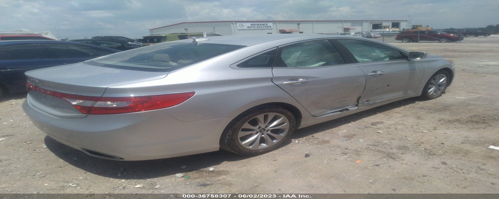 KMHFG4JG5CA137647 2012 HYUNDAI AZERA photo no. 4
